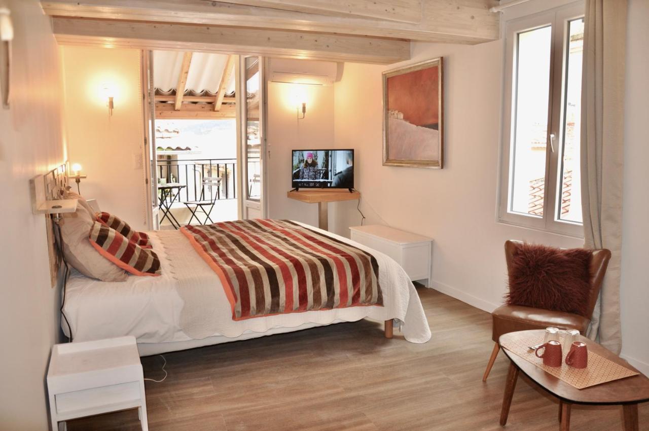 Les Chambres Tropeziennes Sanary-sur-Mer Exteriör bild